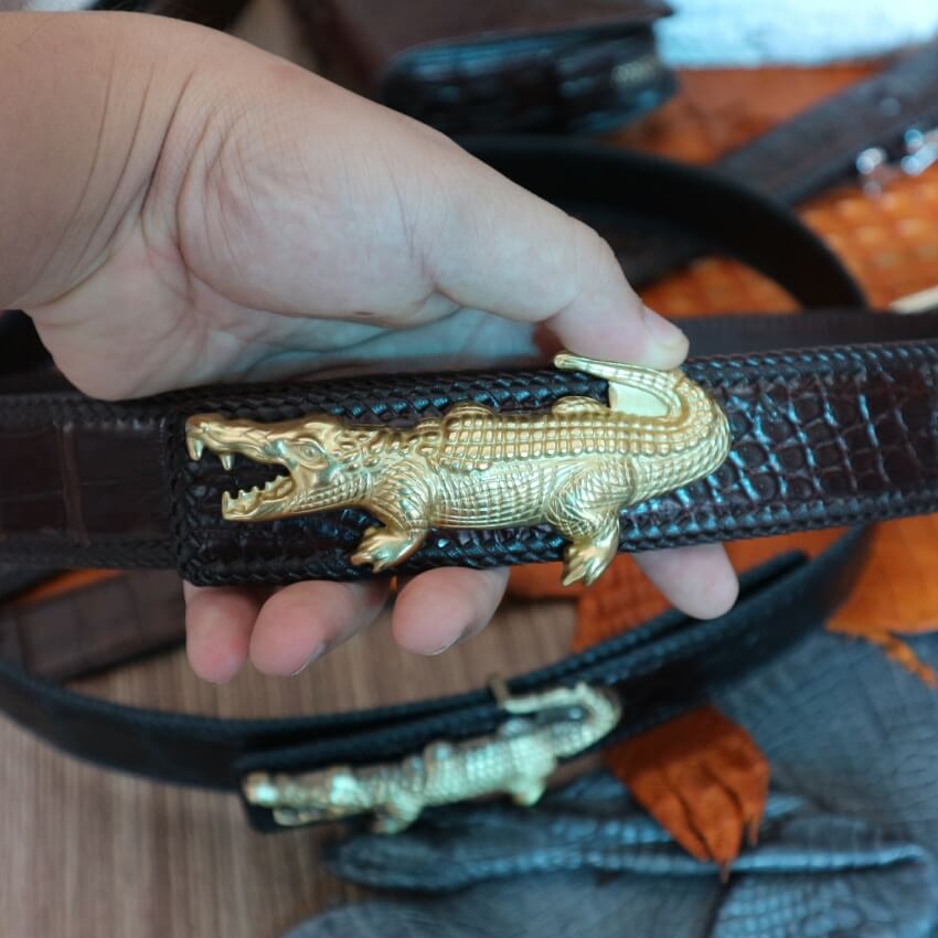Thắt lưng da cá sấu đan viền khóa đồng đúc bản 4cm siêu sang E520